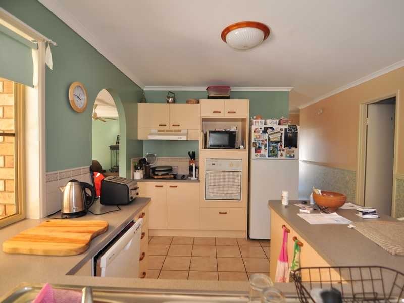 6 Dreadnought Ave, Cooloola Cove QLD 4580