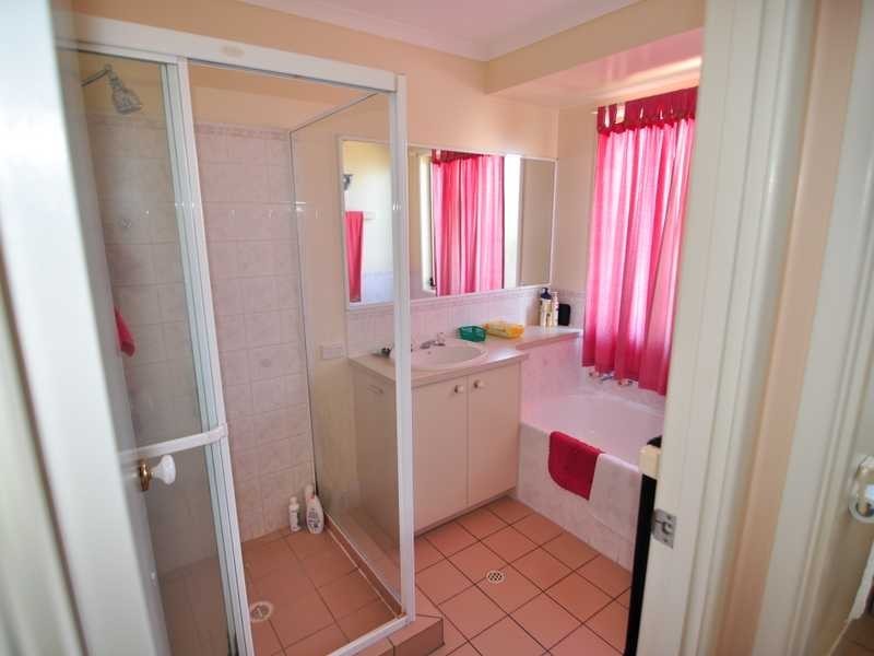 6 Dreadnought Ave, Cooloola Cove QLD 4580