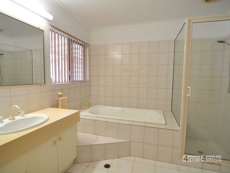 39 Marlin Way, Tin Can Bay QLD 4580