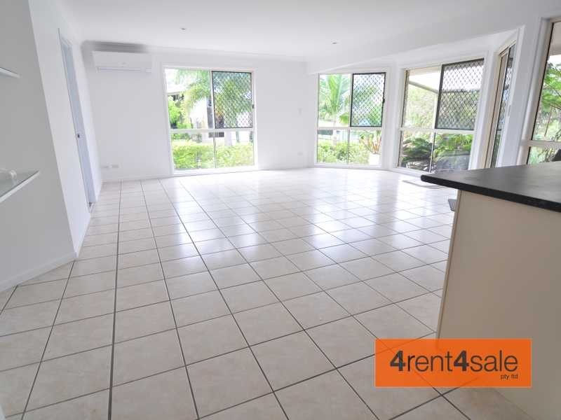 7 Roebuck Street, Cooloola Cove QLD 4580