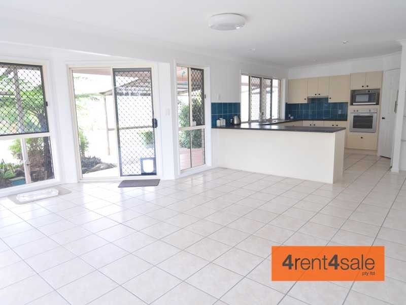 7 Roebuck Street, Cooloola Cove QLD 4580