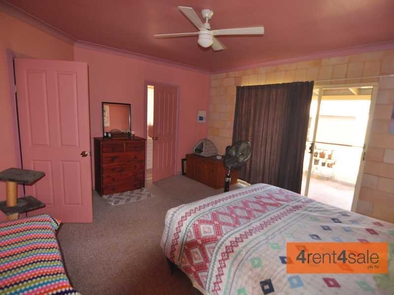 27 Endeavour Drive, Cooloola Cove QLD 4580