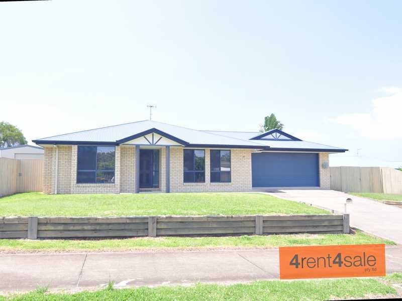 35 Tarwhine Street, Tin Can Bay QLD 4580