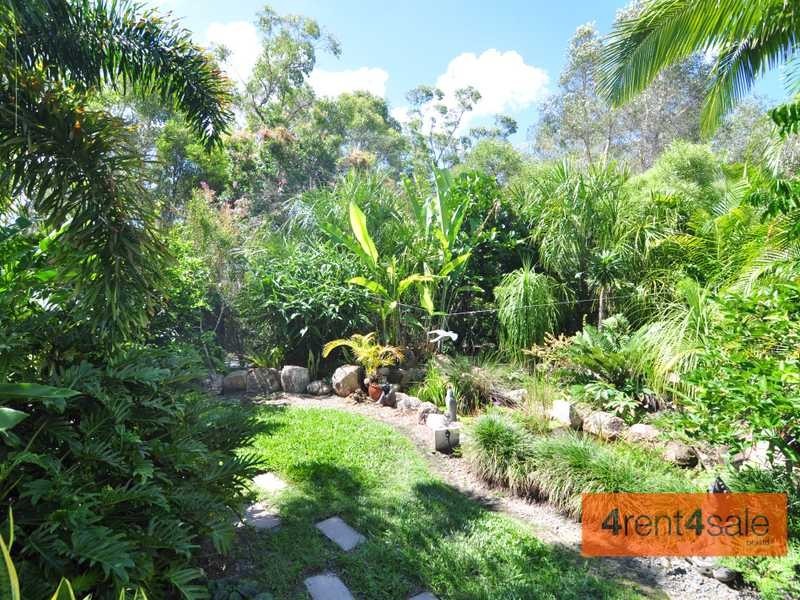 25 Creekside Esplanade, Cooloola Cove QLD 4580