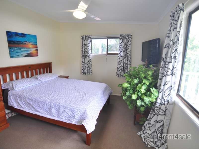 14 Challenger Court, Cooloola Cove QLD 4580