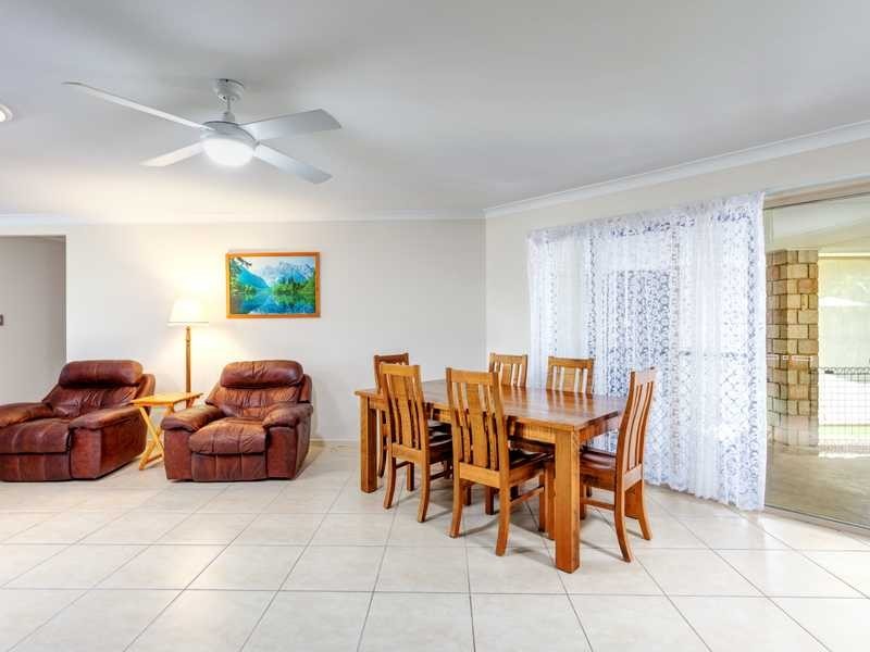 8 Esperance Court, Cooloola Cove QLD 4580