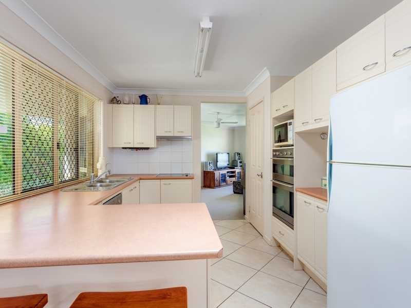 8 Esperance Court, Cooloola Cove QLD 4580