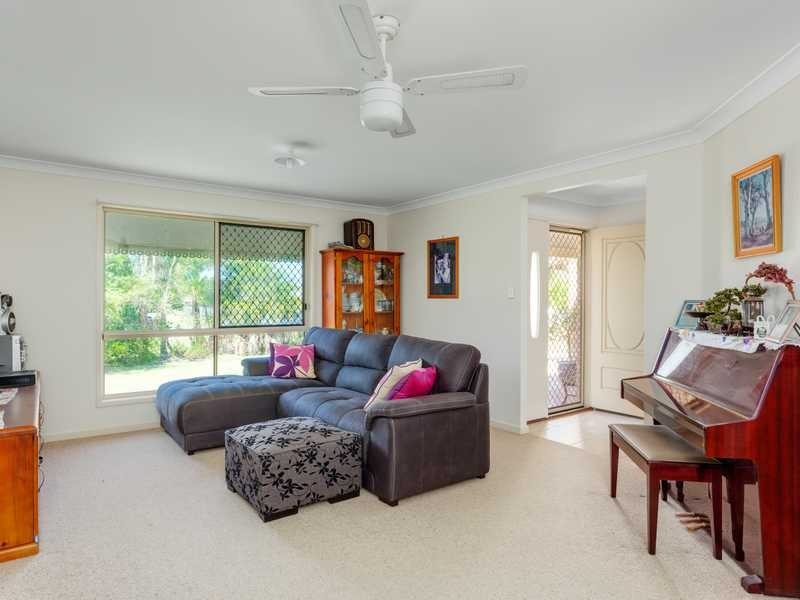 8 Esperance Court, Cooloola Cove QLD 4580