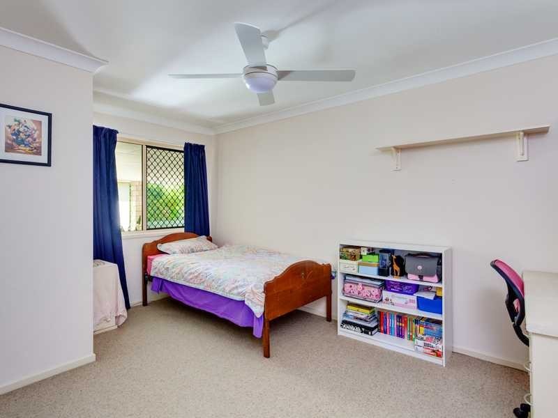 8 Esperance Court, Cooloola Cove QLD 4580