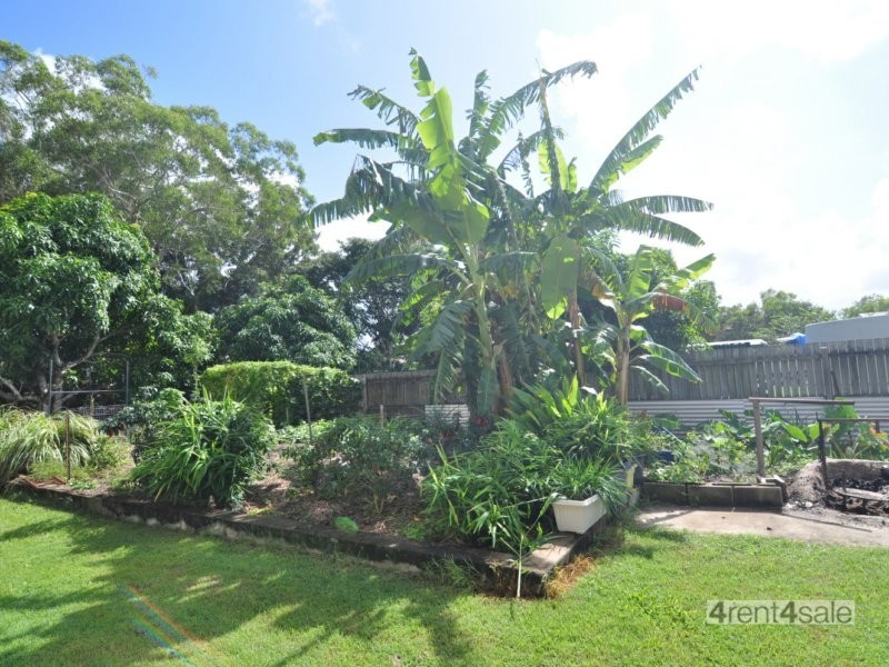 182 Queen Elizabeth Drive, Cooloola Cove QLD 4580