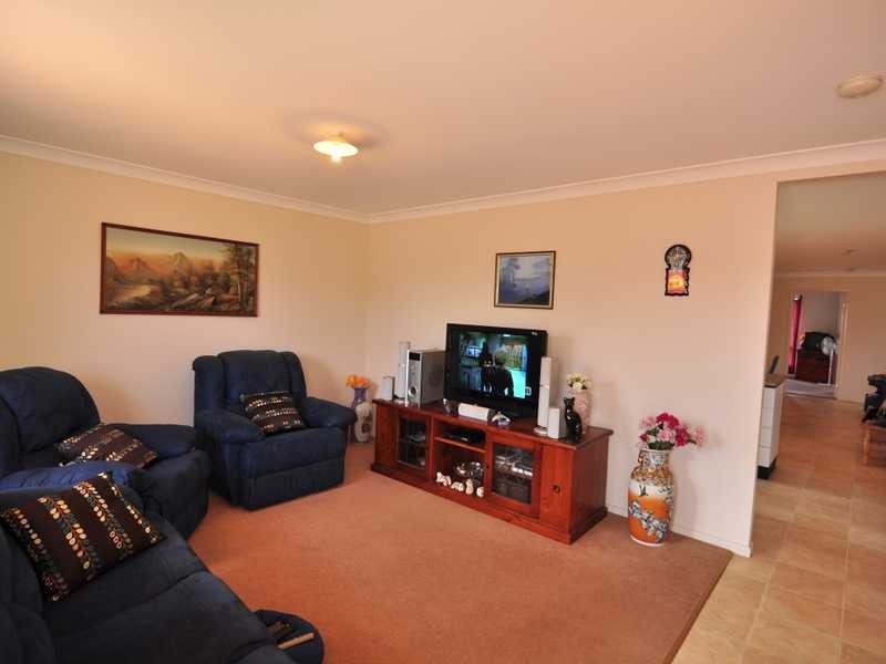 5 AJAX  CT, Cooloola Cove QLD 4580