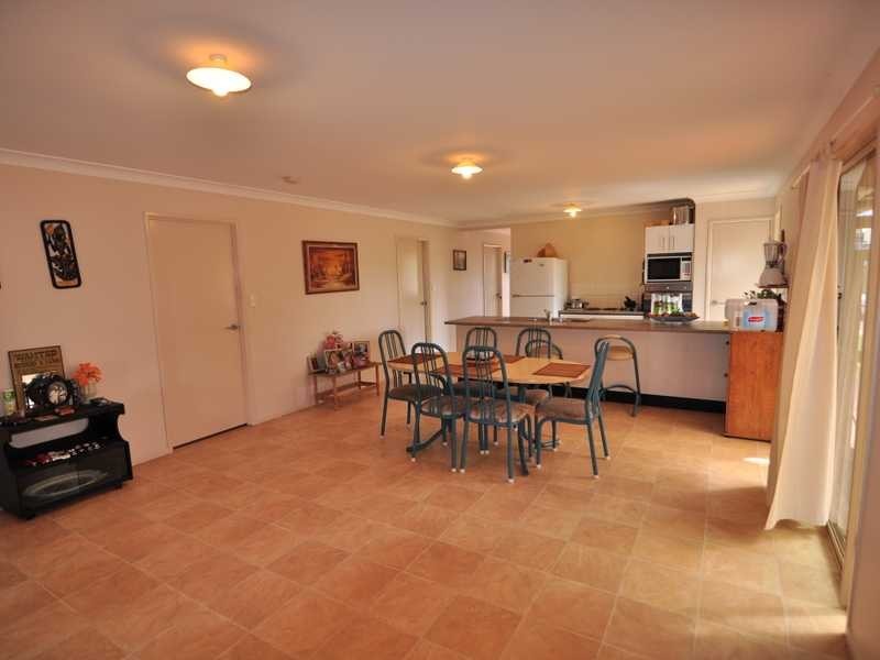 5 AJAX  CT, Cooloola Cove QLD 4580