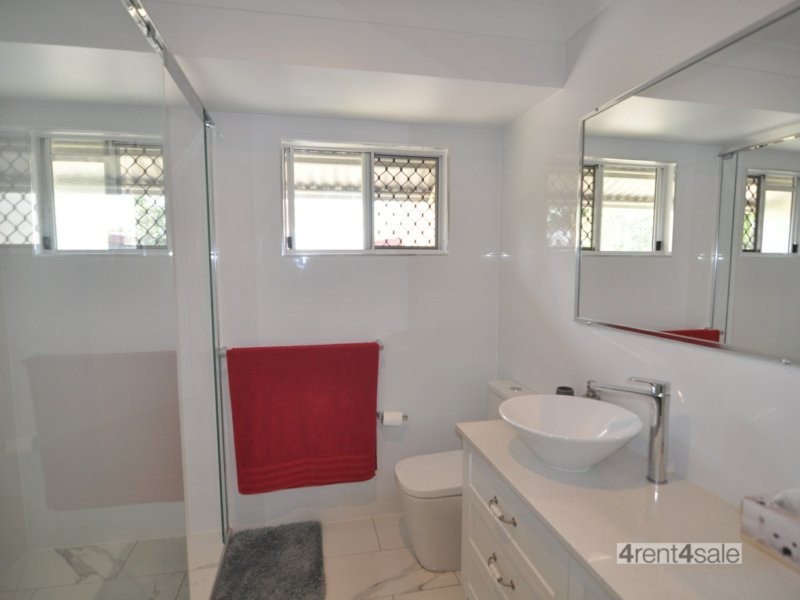 80 Bayside Road, Cooloola Cove QLD 4580