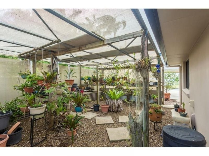 4 Illustrious Court, Cooloola Cove QLD 4580