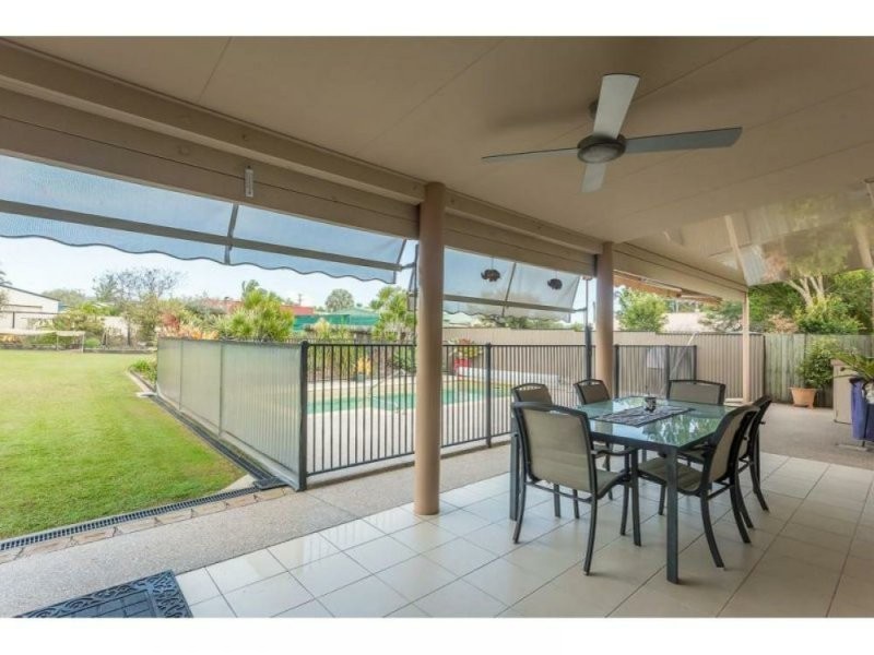 4 Illustrious Court, Cooloola Cove QLD 4580