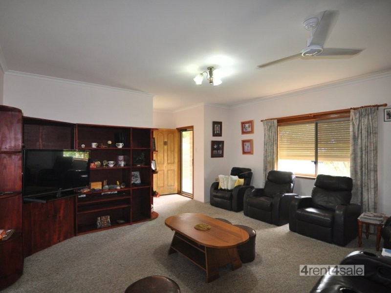 61 Endeavour Drive, Cooloola Cove QLD 4580
