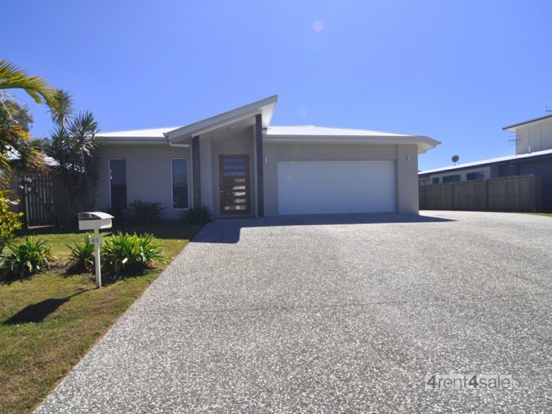 41 Tuna Way, Tin Can Bay QLD 4580