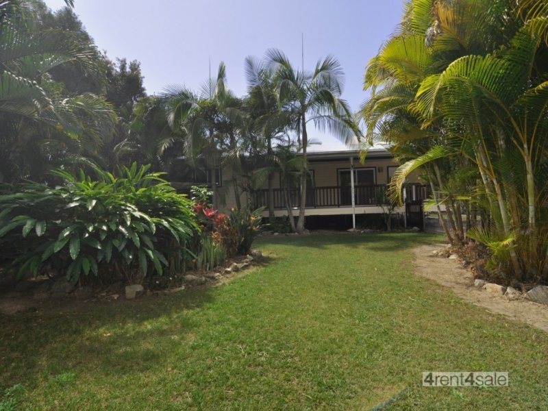 6 Olympia Court, Cooloola Cove QLD 4580