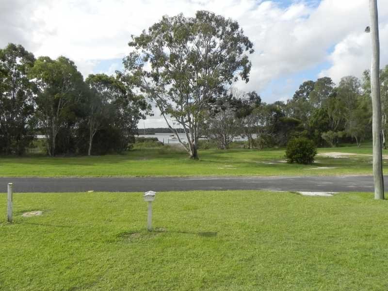 22 Oyster Parade, Tin Can Bay QLD 4580