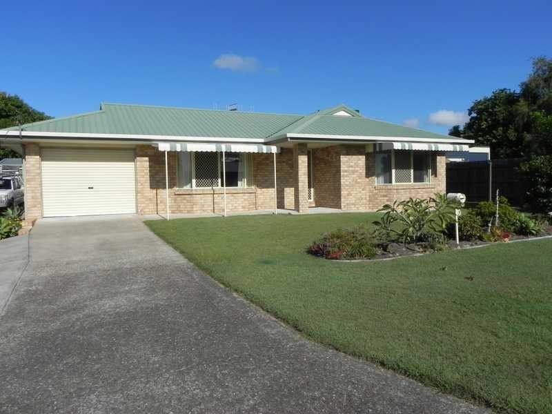 15 Marlin Way, Tin Can Bay QLD 4580