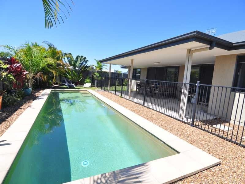 6 Habitat Circuit, Cooloola Cove QLD 4580