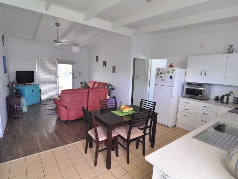15 Dolphin Avenue, Tin Can Bay QLD 4580