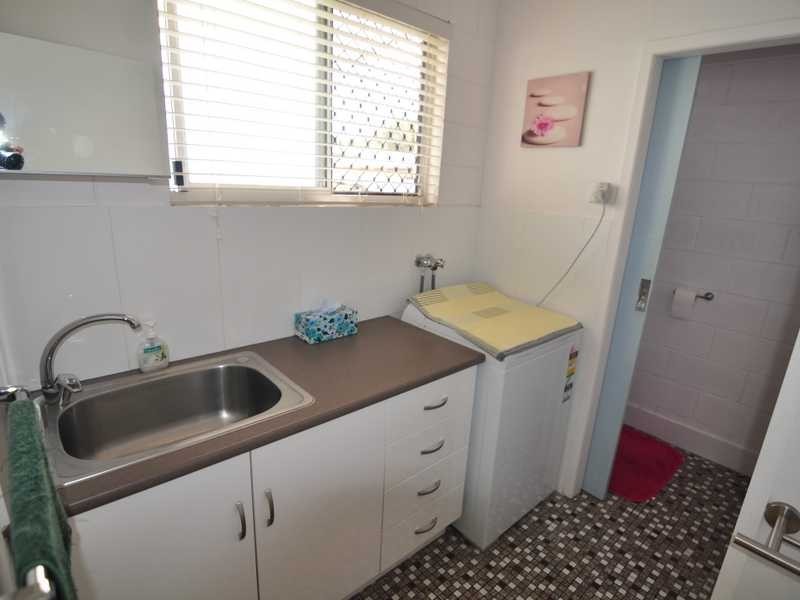 15 Dolphin Avenue, Tin Can Bay QLD 4580