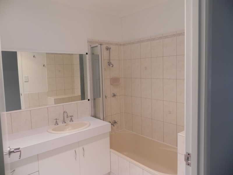 32 Drummer Street, Tin Can Bay QLD 4580
