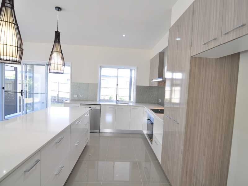 41 Tuna Way, Tin Can Bay QLD 4580