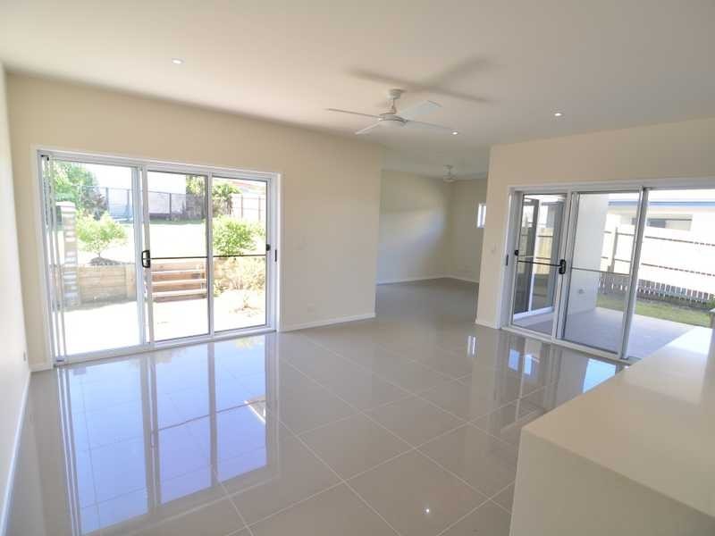 41 Tuna Way, Tin Can Bay QLD 4580