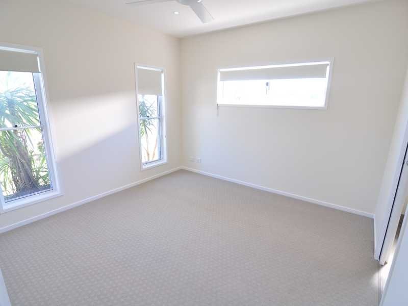 41 Tuna Way, Tin Can Bay QLD 4580