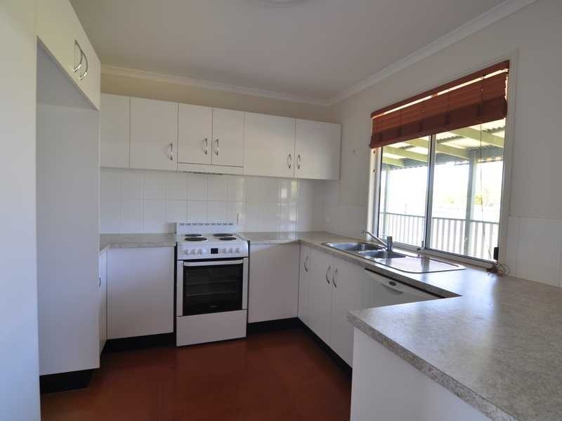 11 Batavia Court, Cooloola Cove QLD 4580