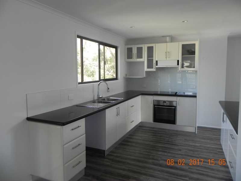 10 Impey Avenue, Tin Can Bay QLD 4580