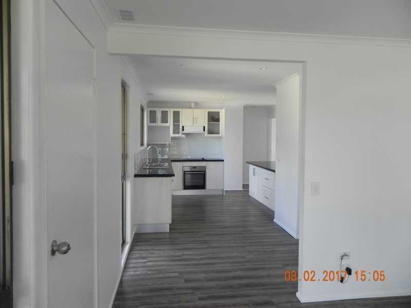 10 Impey Avenue, Tin Can Bay QLD 4580