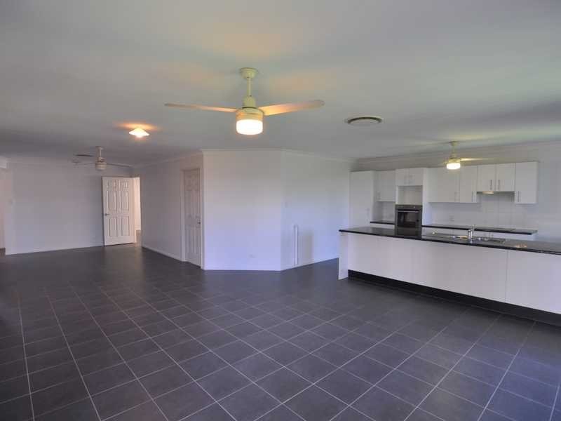 34 Fyshburn Drive, Cooloola Cove QLD 4580