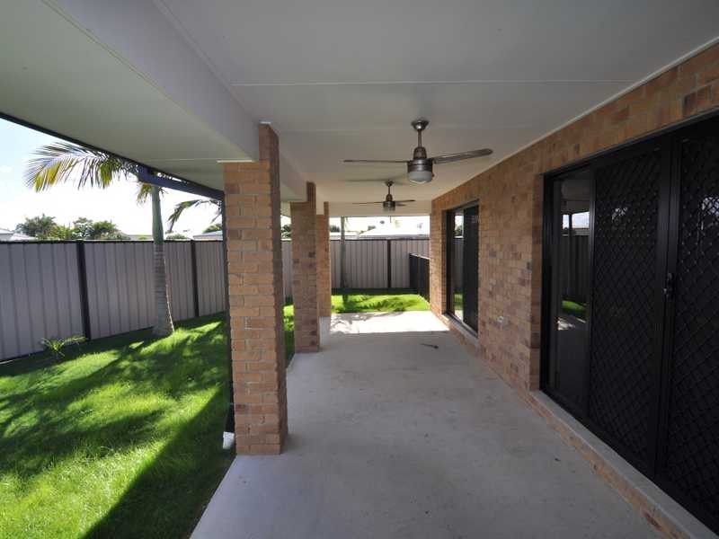 34 Fyshburn Drive, Cooloola Cove QLD 4580