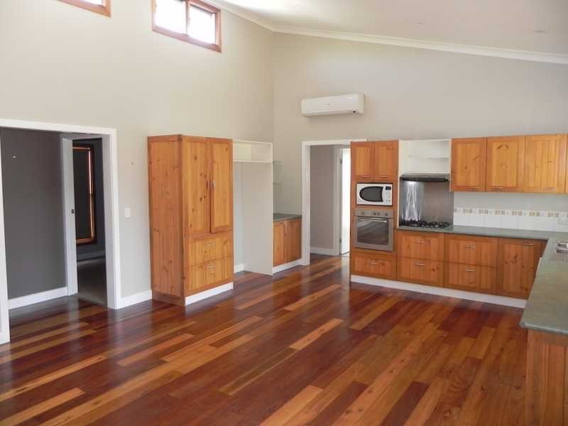 3 Challenger Court, Cooloola Cove QLD 4580
