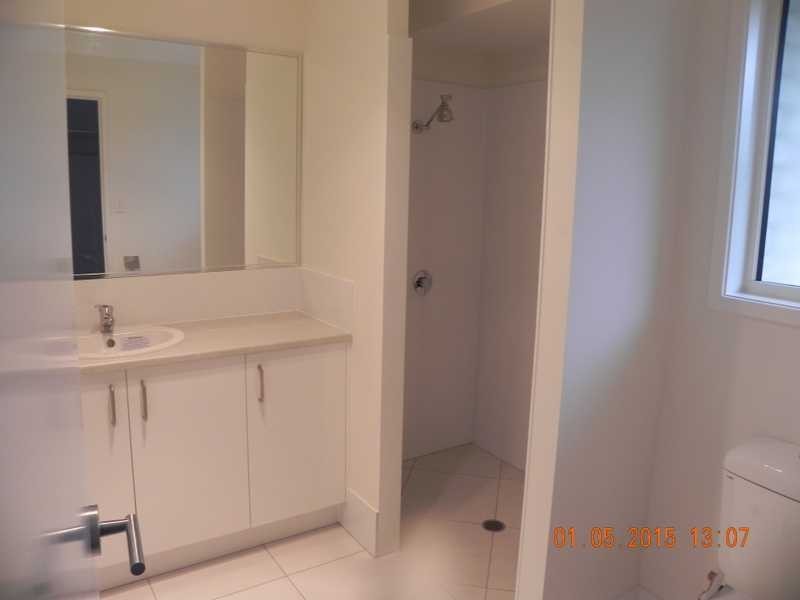 33 Dianella Circuit, Cooloola Cove QLD 4580