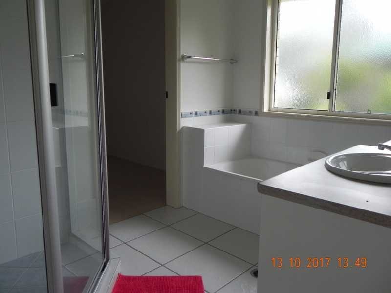 6 Gypsy Court, Cooloola Cove QLD 4580