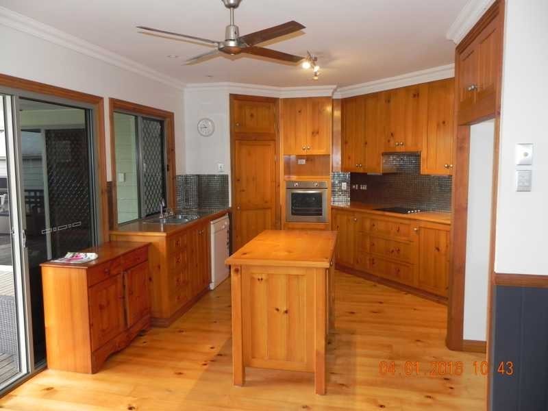 9 Sailfish Street, Tin Can Bay QLD 4580