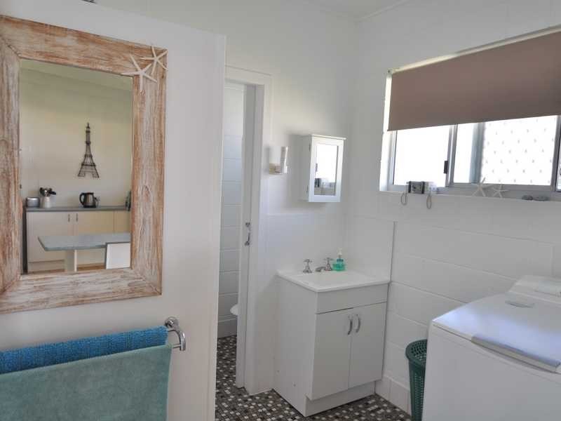 15 Dolphin Avenue, Tin Can Bay QLD 4580