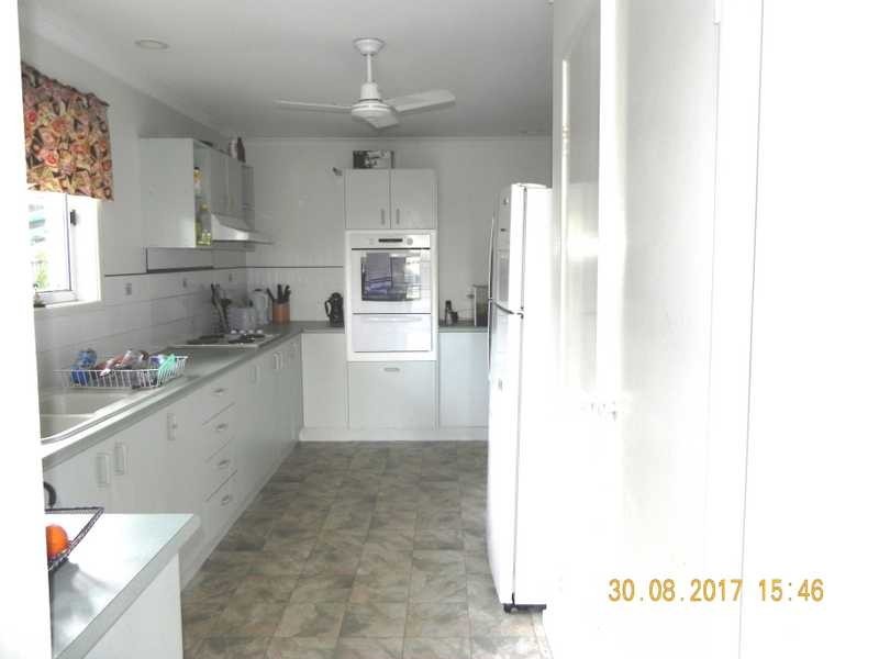 13 Saratoga Street, Tin Can Bay QLD 4580