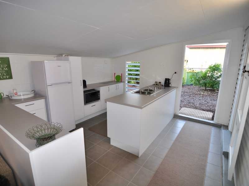 2a Buchanan Avenue, Tin Can Bay QLD 4580