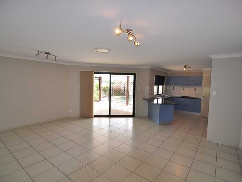 40 Fyshburn Drive, Cooloola Cove QLD 4580