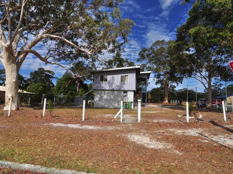 2 Doric Court, Cooloola Cove QLD 4580