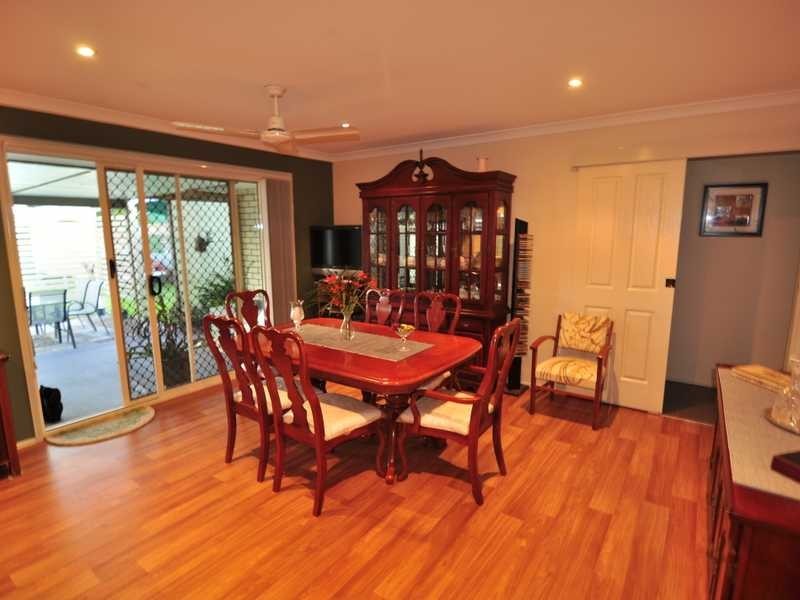 35 Canberra Ave, Cooloola Cove QLD 4580