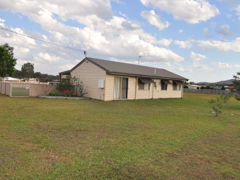 40 Canberra Aveue, Cooloola Cove QLD 4580