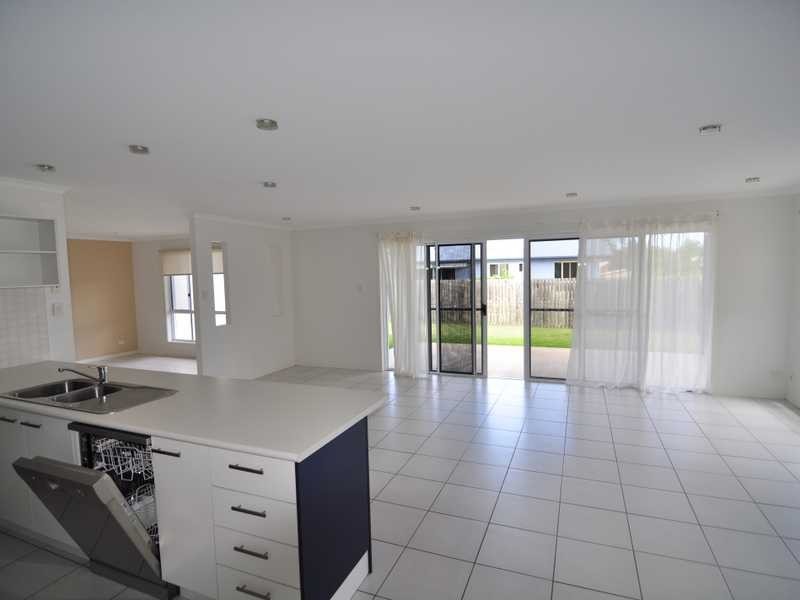 17 Elanda Court, Tin Can Bay QLD 4580