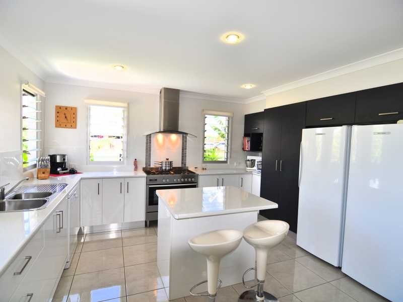 23 Summer Way, Tin Can Bay QLD 4580