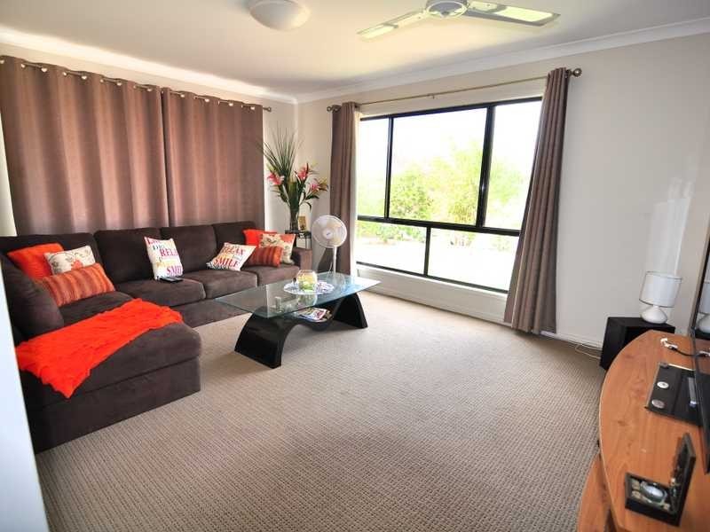 19 Habitat Circuit, Cooloola Cove QLD 4580